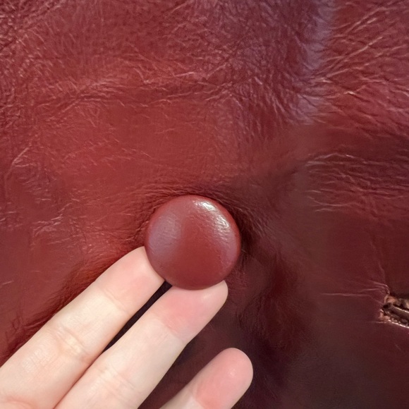 Vintage Golét 1970’s Red leather coat trimmed with a silver fox collar 8/10 Med - Picture 10 of 16